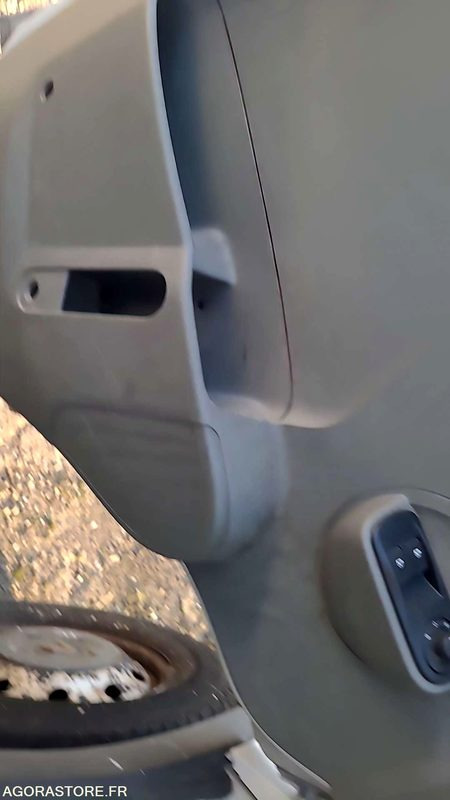 Renault Master - 2010 - 133446kms - AH275HD - Fourgon utilitaire: photos 5 Renault Master - 2010 - 133446kms - AH275HD - Fourgon utilitaire: photos 5