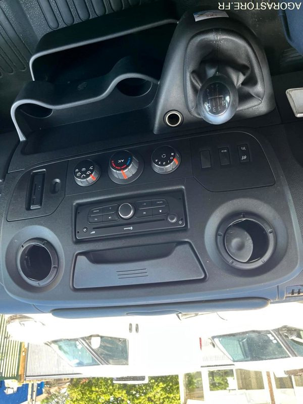 Renault Master L1H1 Grand Confort Blanc - 2019 - 148 030km - Fourgonnette: photos 5 Renault Master L1H1 Grand Confort Blanc - 2019 - 148 030km - Fourgonnette: photos 5