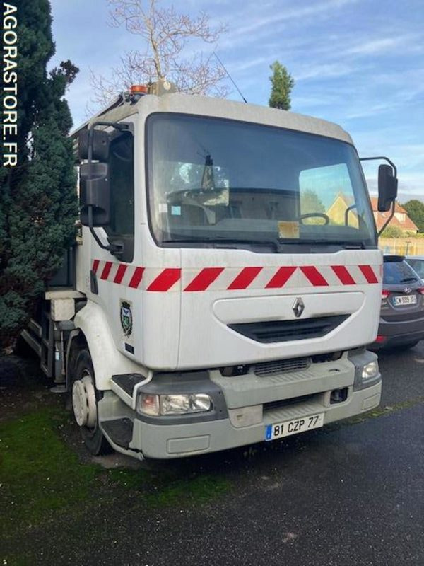 Renault Midliner (Nacelle) 2003 - 18441 kms - Camion avec nacelle: photos 3 Renault Midliner (Nacelle) 2003 - 18441 kms - Camion avec nacelle: photos 3