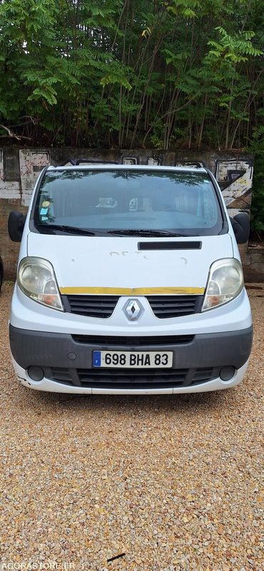 Renault Trafic - 2006 - 130000 - Minibus, Transport de personnes: photos 2 Renault Trafic - 2006 - 130000 - Minibus, Transport de personnes: photos 2