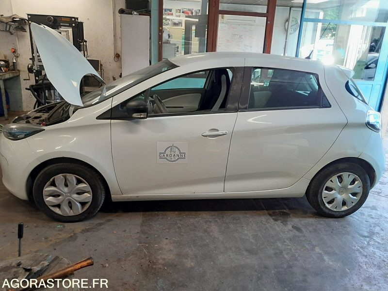 Renault Zoé - Voiture: photos 1 Renault Zoé - Voiture: photos 1