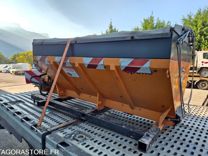 SALEUSE EPOKE S-2300 E 2000 AVEC MOTEUR AUXILIAIRE - Matériel de jardinage: photos 3 SALEUSE EPOKE S-2300 E 2000 AVEC MOTEUR AUXILIAIRE - Matériel de jardinage: photos 3