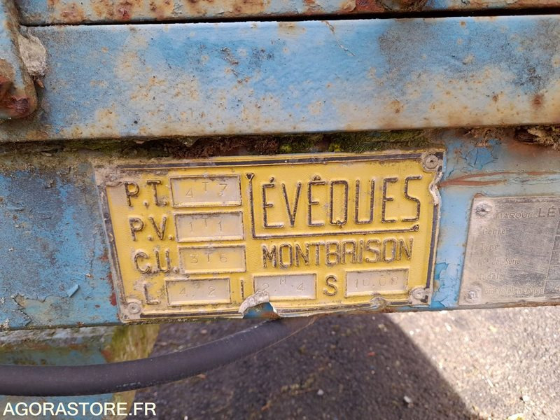Dérouleuse pour poids lourd - EVEQUES - 1977 - Semi-remorque: photos 5 Dérouleuse pour poids lourd - EVEQUES - 1977 - Semi-remorque: photos 5