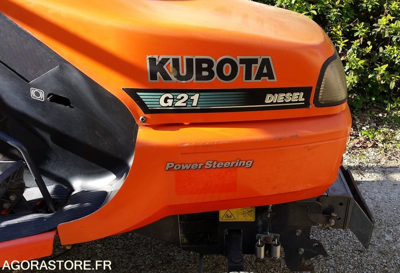 Motofaucheuse TONDEUSE KUBOTA G21 DIESEL 2007 933H SANS PLATEAU DE COUPE: photos 9