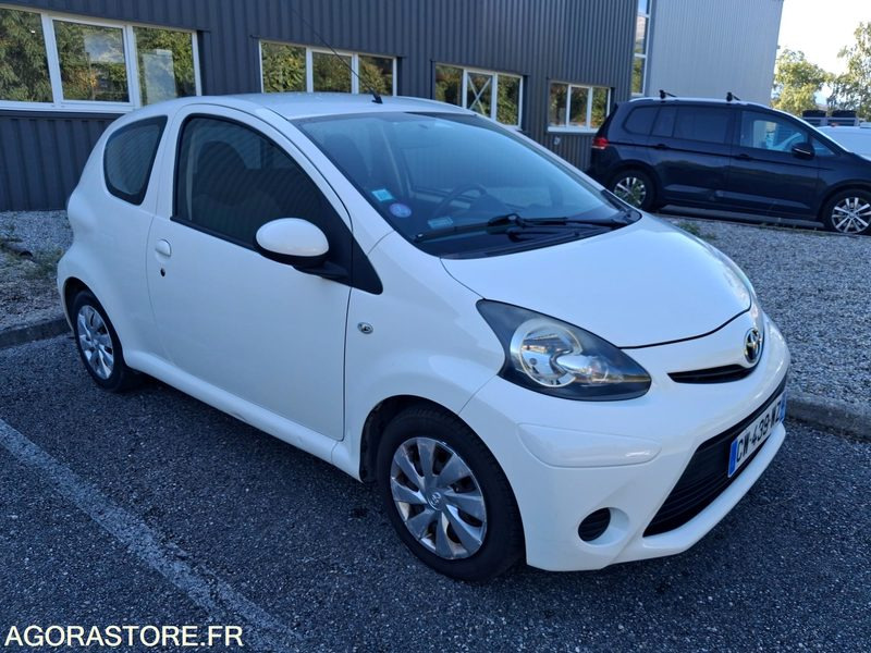 TOYOTA AYGO - Fourgonnette: photos 3 TOYOTA AYGO - Fourgonnette: photos 3