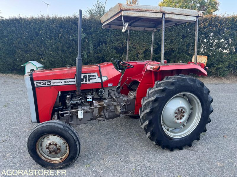 TRACTEUR MASSEY FERGUSON 235 -10809 - Tracteur agricole: photos 1 TRACTEUR MASSEY FERGUSON 235 -10809 - Tracteur agricole: photos 1