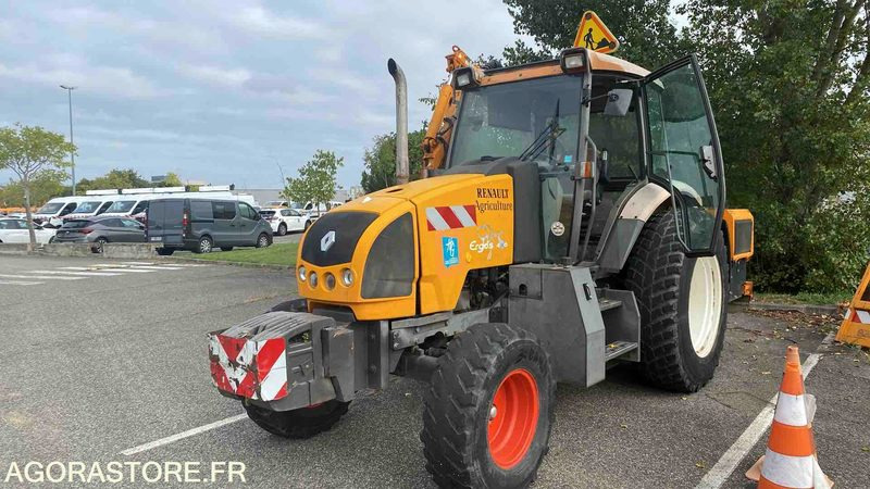 TRACTEUR RENAULT ERGOS 446 - 2009 - Tracteur agricole: photos 1 TRACTEUR RENAULT ERGOS 446 - 2009 - Tracteur agricole: photos 1