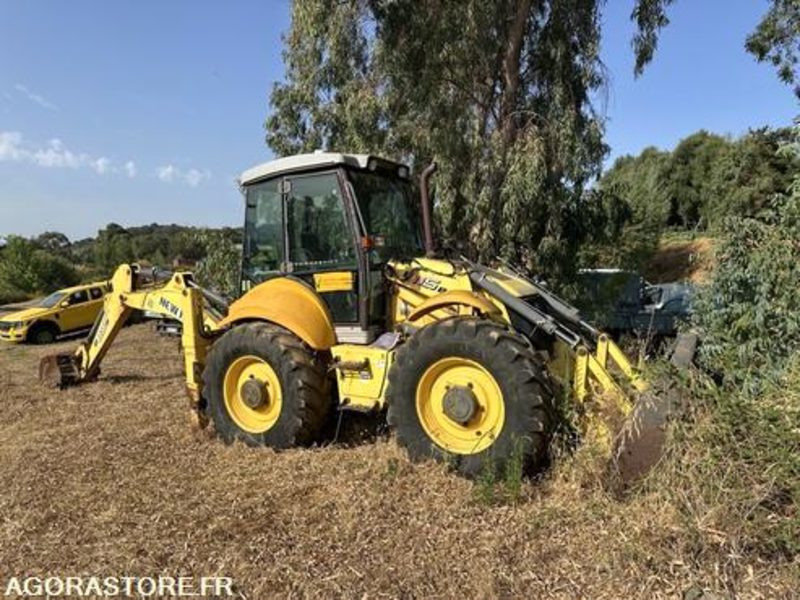 TRACTOPELLE NEW HOLLAND B115B - 3601H - 2008 - Tractopelle: photos 1 TRACTOPELLE NEW HOLLAND B115B - 3601H - 2008 - Tractopelle: photos 1