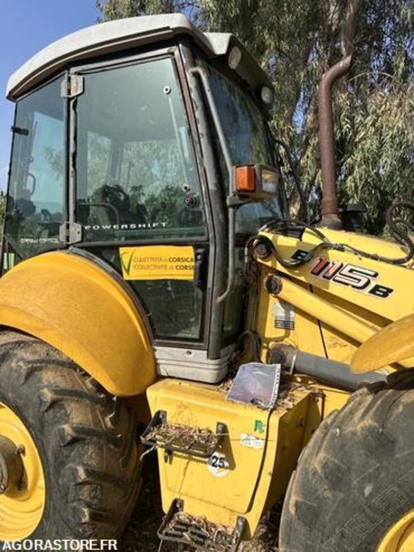TRACTOPELLE NEW HOLLAND B115B - 3601H - 2008 - Tractopelle: photos 5 TRACTOPELLE NEW HOLLAND B115B - 3601H - 2008 - Tractopelle: photos 5