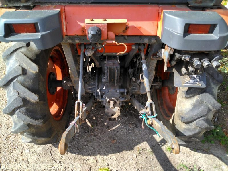 Tracteur Kubota STV40 1907 heures 2010 - Tracteur agricole: photos 5 Tracteur Kubota STV40 1907 heures 2010 - Tracteur agricole: photos 5