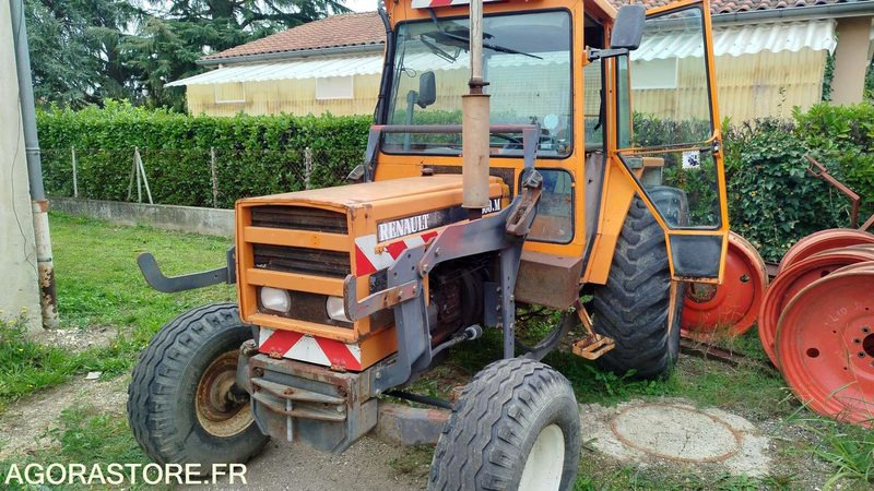 Tracteur RENAULT - 2864H - 1988 - 7723-KY-32 - ROULANT ET MOTEUR TOURNANT - Tracteur agricole: photos 1 Tracteur RENAULT - 2864H - 1988 - 7723-KY-32 - ROULANT ET MOTEUR TOURNANT - Tracteur agricole: photos 1