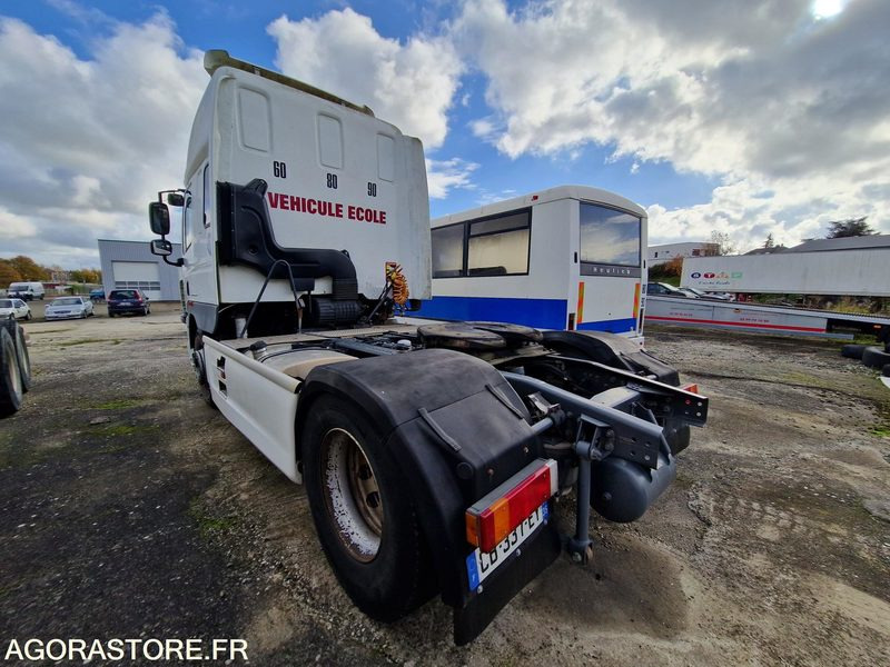 DAF CF 85.360 - 2012 - 241565 Kms - CB337EY - Tracteur routier: photos 4 DAF CF 85.360 - 2012 - 241565 Kms - CB337EY - Tracteur routier: photos 4