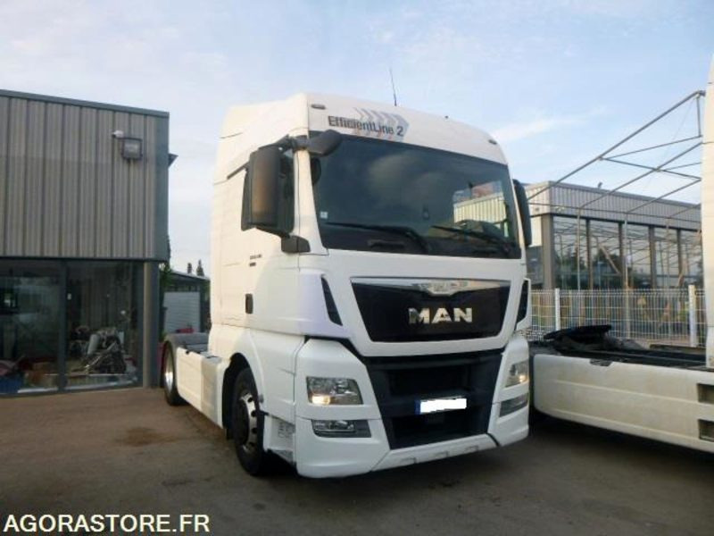 MAN 19.480 TGX - 2015 - 896 000km - Tracteur routier: photos 2 MAN 19.480 TGX - 2015 - 896 000km - Tracteur routier: photos 2