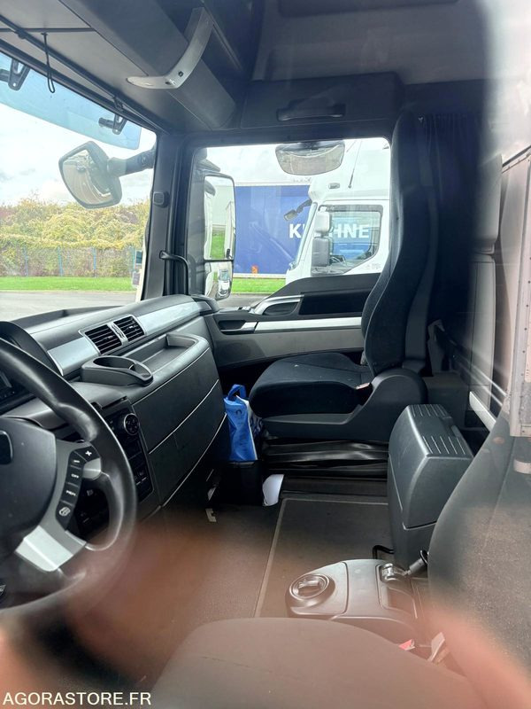 Man TGX 440 EURO 6 - 2015 - 770 050km TRES BON ETAT - Tracteur routier: photos 5 Man TGX 440 EURO 6 - 2015 - 770 050km TRES BON ETAT - Tracteur routier: photos 5