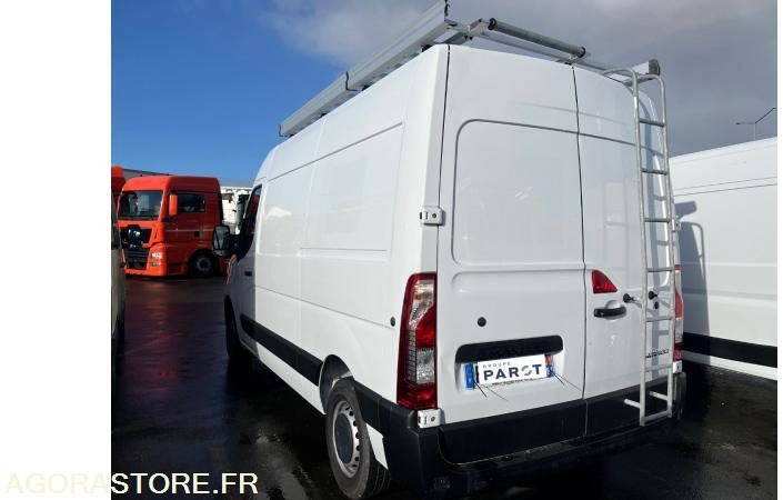RENAULT MASTER - 2021 - 167 829KM - Tracteur routier: photos 4 RENAULT MASTER - 2021 - 167 829KM - Tracteur routier: photos 4