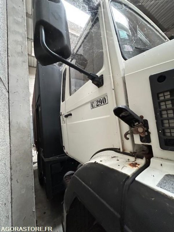 RENAULT TRACTEUR C290 4X4 110KM/H 282500 KM - Tracteur routier: photos 2 RENAULT TRACTEUR C290 4X4 110KM/H 282500 KM - Tracteur routier: photos 2