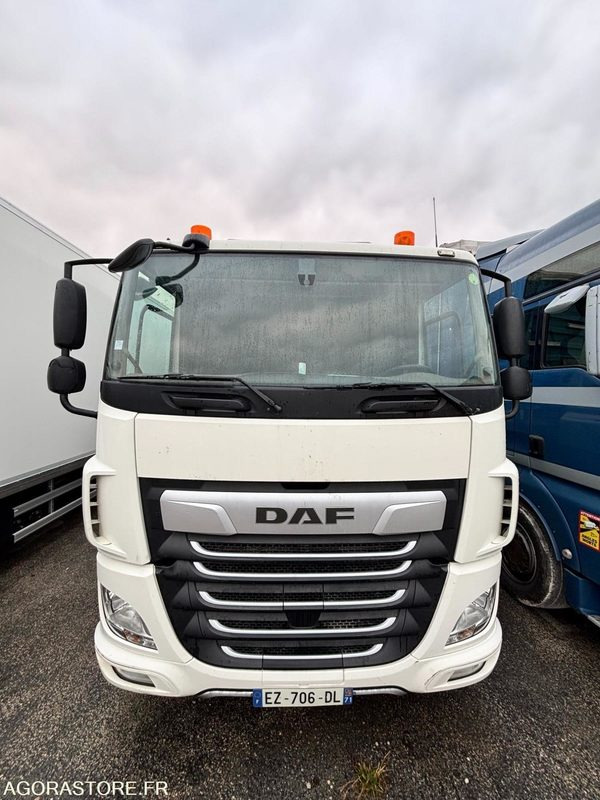 TRACTEUR DAF CF480 - 2018 - 438695 kms (41406) - Tracteur routier: photos 1 TRACTEUR DAF CF480 - 2018 - 438695 kms (41406) - Tracteur routier: photos 1