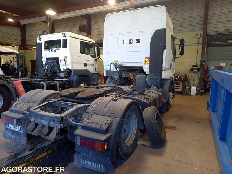 TRR RENAULT 19T - EJ153SA - Tracteur routier: photos 2 TRR RENAULT 19T - EJ153SA - Tracteur routier: photos 2