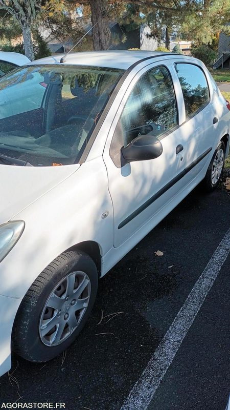 VEHICULE - Voiture: photos 2 VEHICULE - Voiture: photos 2