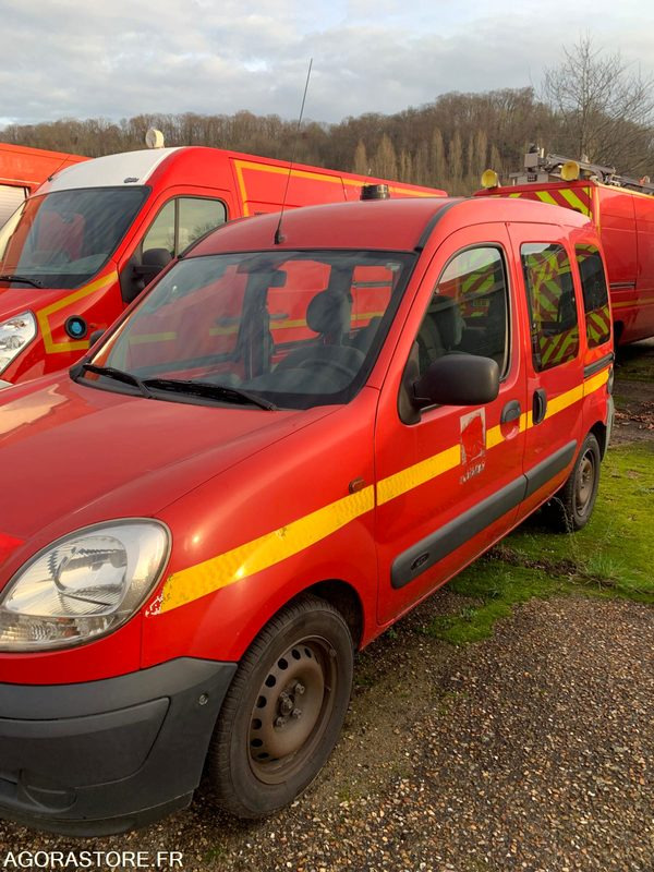VLR RENAULT KANGOO1 8531XQ76 - Fourgonnette: photos 2 VLR RENAULT KANGOO1 8531XQ76 - Fourgonnette: photos 2