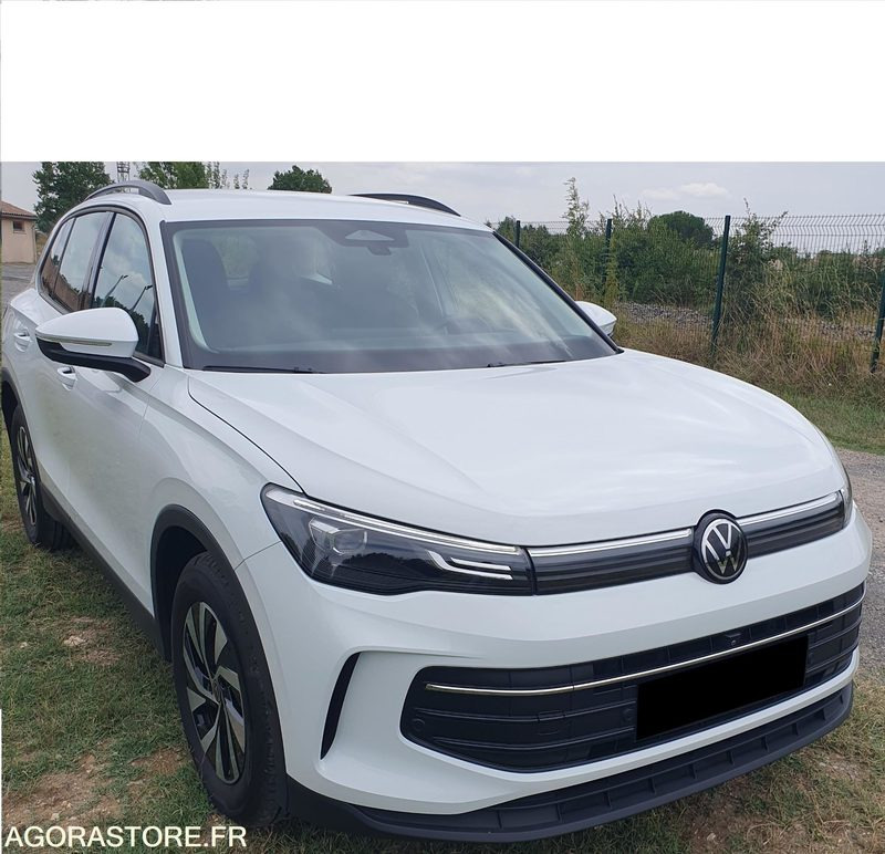 VOLKSWAGEN NOUVEAU TIGUAN 1.5 eTSI 150 cv EDITION DSG 2024 10.500 kms - Voiture: photos 1 VOLKSWAGEN NOUVEAU TIGUAN 1.5 eTSI 150 cv EDITION DSG 2024 10.500 kms - Voiture: photos 1