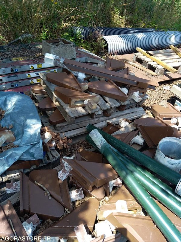 80 Bornes type "aileron de requin" - Véhicule de voirie/ Spécial: photos 3 80 Bornes type "aileron de requin" - Véhicule de voirie/ Spécial: photos 3