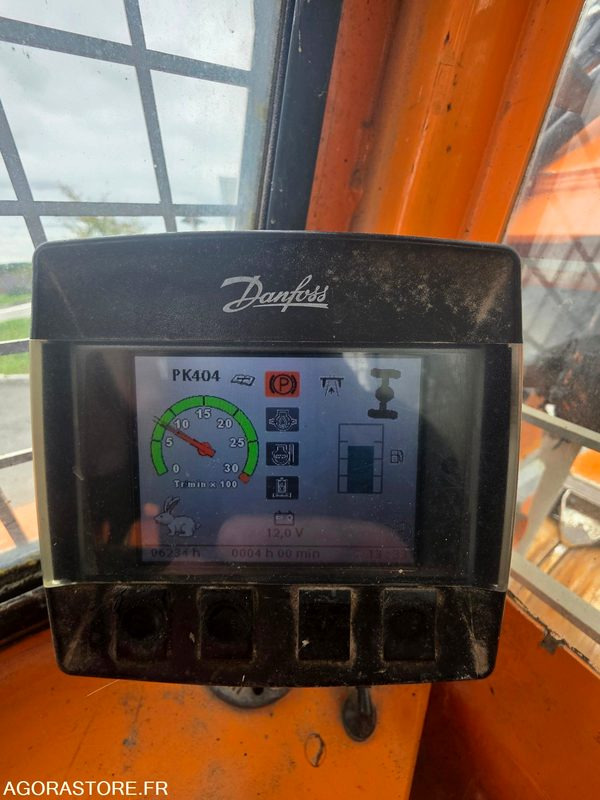 Compacteur à déchets - Véhicule de voirie/ Spécial: photos 4 Compacteur à déchets - Véhicule de voirie/ Spécial: photos 4