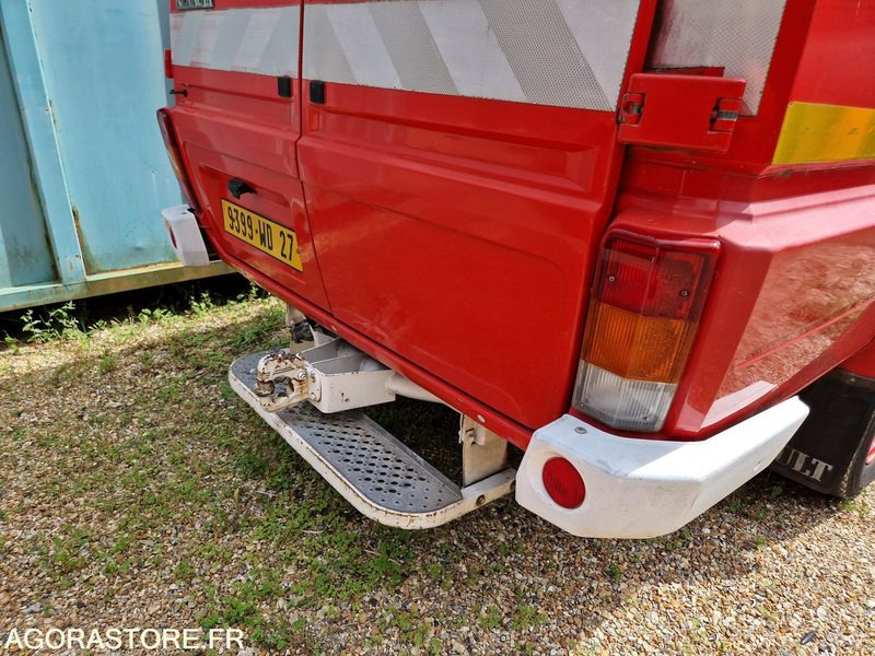 Véhicule utilitaire Renault B120 -1997 - 27058 - 9399WD27: photos 18