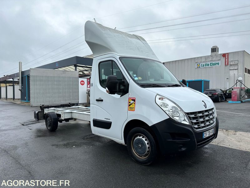 Renault Master III 2.3 DCI Plateau avec Hayon - Véhicule utilitaire: photos 1 Renault Master III 2.3 DCI Plateau avec Hayon - Véhicule utilitaire: photos 1