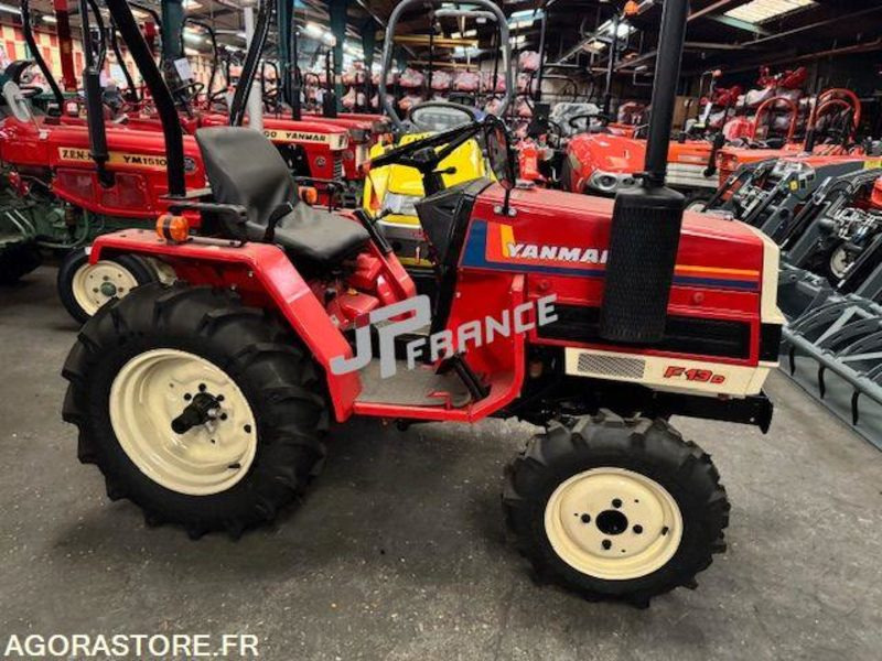 YANMAR 3 CYLINDRES, 831cm3 DIESEL 4 RM OCCASION EN TRES BON ETAT - Tracteur agricole: photos 1 YANMAR 3 CYLINDRES, 831cm3 DIESEL 4 RM OCCASION EN TRES BON ETAT - Tracteur agricole: photos 1