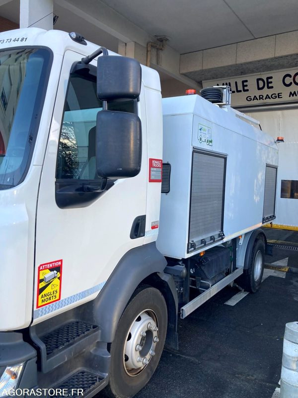 Laveuse de voirie - Balayeuse de voirie: photos 2 Laveuse de voirie - Balayeuse de voirie: photos 2