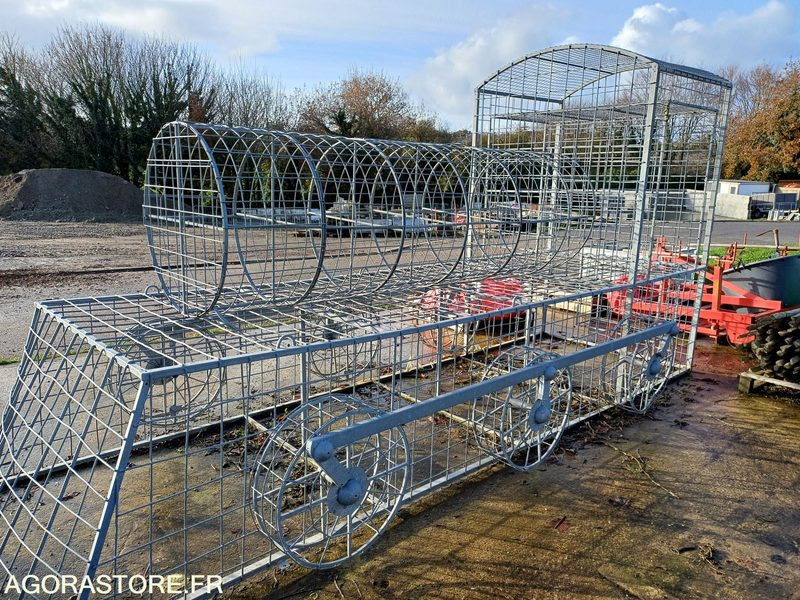 Locomotive - Outil/ Équipement: photos 1 Locomotive - Outil/ Équipement: photos 1