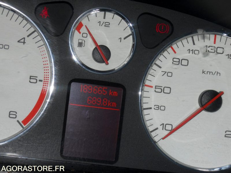 Peugeot 407 189665kms 2009 - Voiture: photos 5 Peugeot 407 189665kms 2009 - Voiture: photos 5
