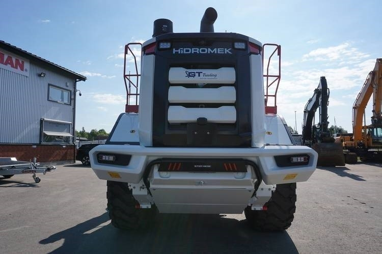 Hidromek HMK 635 WL-5 - Chargeuse sur pneus: photos 4 Hidromek HMK 635 WL-5 - Chargeuse sur pneus: photos 4