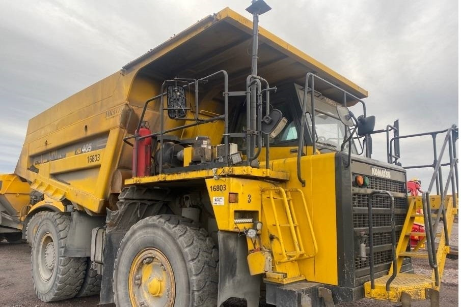 Tombereau rigide Komatsu DH405-7