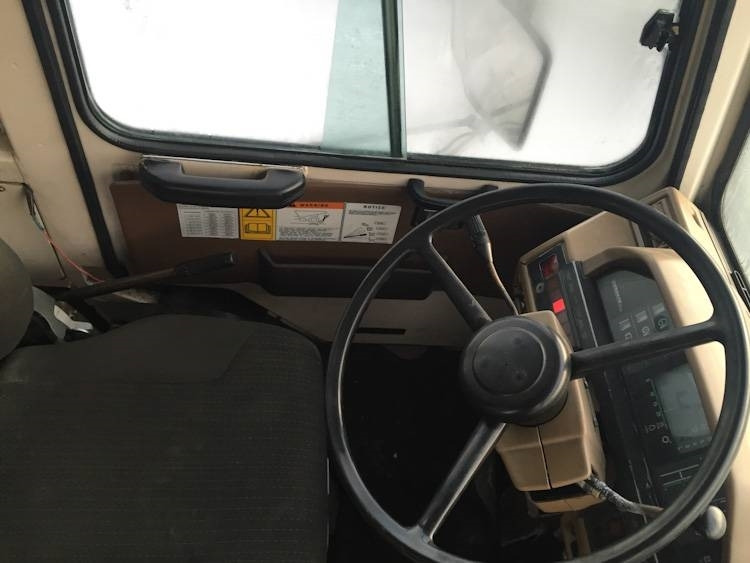 Tombereau rigide Komatsu HD 605-5: photos 15 Tombereau rigide Komatsu HD 605-5: photos 15