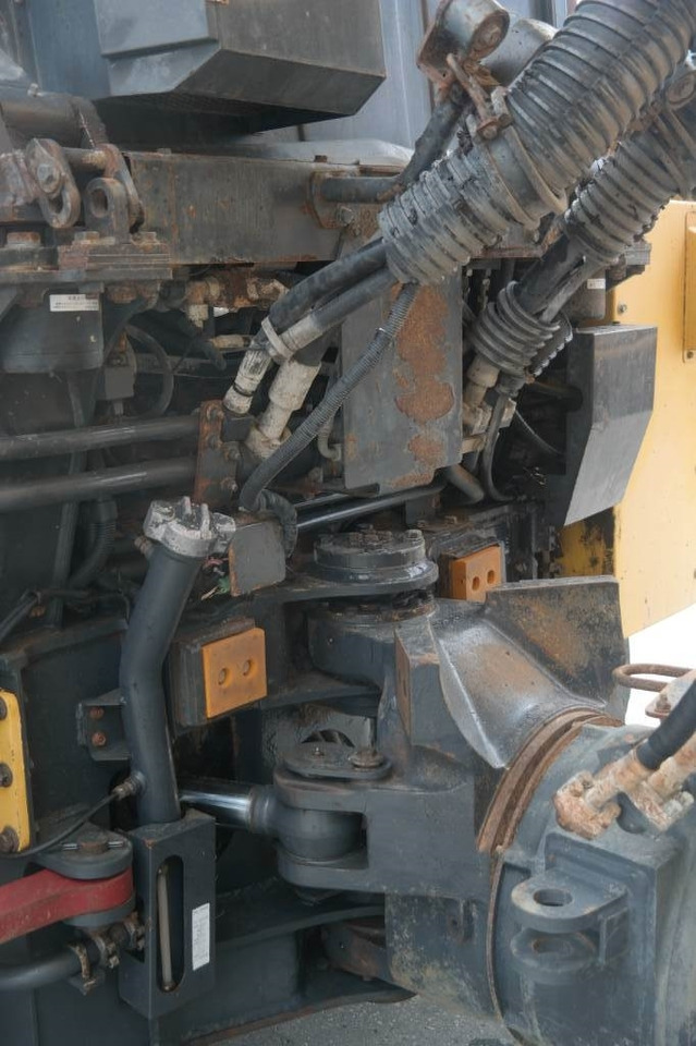 Tombereau articulé Komatsu HM300-1: photos 10