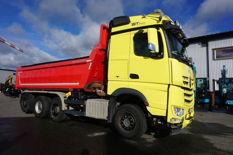 Mercedes-Benz Arocs - Camion benne: photos 4 Mercedes-Benz Arocs - Camion benne: photos 4