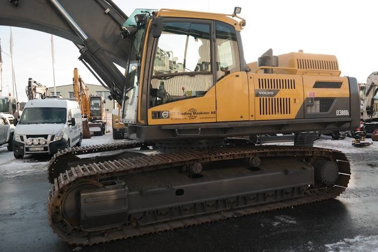 Volvo EC 380 D L - Pelle sur chenille: photos 2 Volvo EC 380 D L - Pelle sur chenille: photos 2