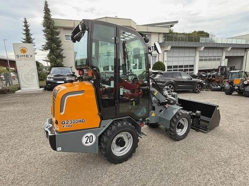 GiANT G2300 X-TRA HD - Chargeuse sur pneus: photos 3 GiANT G2300 X-TRA HD - Chargeuse sur pneus: photos 3