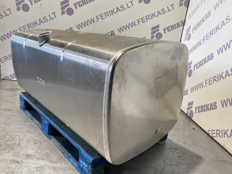 DAF 544L 620x675x1430 - Réservoir de carburant pour Camion: photos 4 DAF 544L 620x675x1430 - Réservoir de carburant pour Camion: photos 4