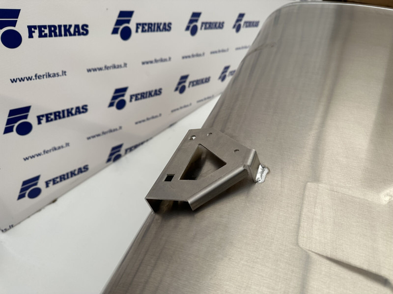 DAF New aluminum fuel tank 525L - Réservoir de carburant pour Camion: photos 5 DAF New aluminum fuel tank 525L - Réservoir de carburant pour Camion: photos 5