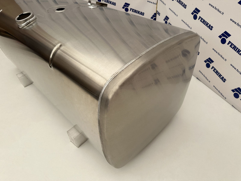 DAF New aluminum fuel tank 590L - Réservoir de carburant pour Camion: photos 2 DAF New aluminum fuel tank 590L - Réservoir de carburant pour Camion: photos 2