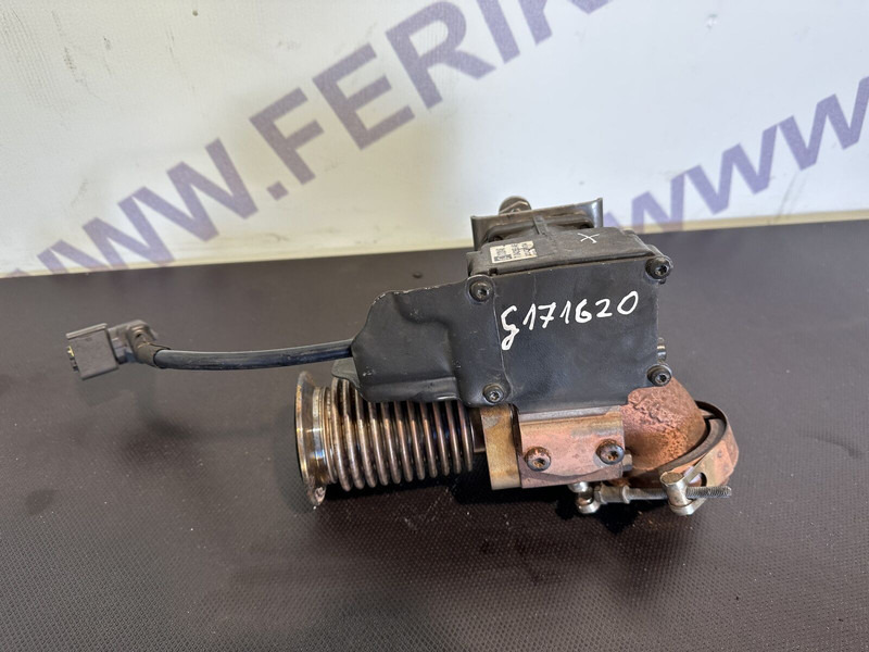 DAF XF106 - Système d'échappement pour Camion: photos 2 DAF XF106 - Système d'échappement pour Camion: photos 2