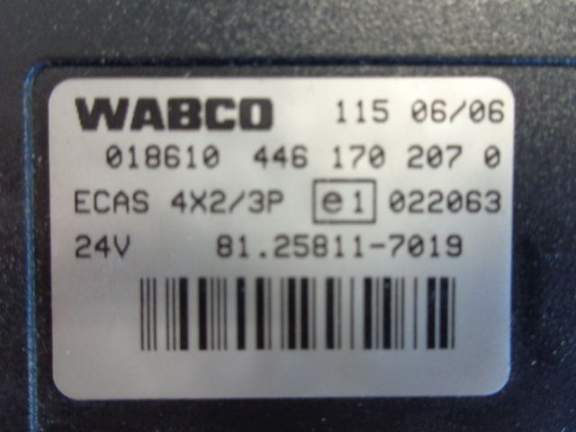 MAN ECAS (WORLDWIDE DELIVERY) - Bloc de gestion pour Camion: photos 2 MAN ECAS (WORLDWIDE DELIVERY) - Bloc de gestion pour Camion: photos 2