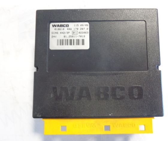 MAN ECAS (WORLDWIDE DELIVERY) - Bloc de gestion pour Camion: photos 1 MAN ECAS (WORLDWIDE DELIVERY) - Bloc de gestion pour Camion: photos 1