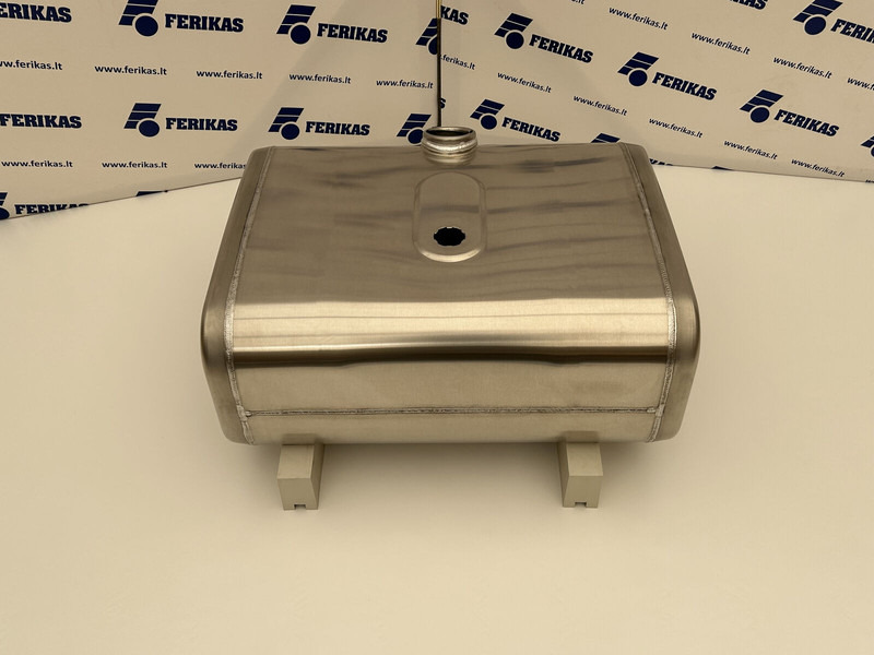 MAN New aluminum fuel tank 150L - Réservoir de carburant: photos 5 MAN New aluminum fuel tank 150L - Réservoir de carburant: photos 5