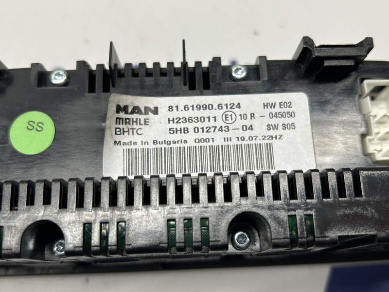 MAN heater control unit - Système électrique pour Camion: photos 3 MAN heater control unit - Système électrique pour Camion: photos 3