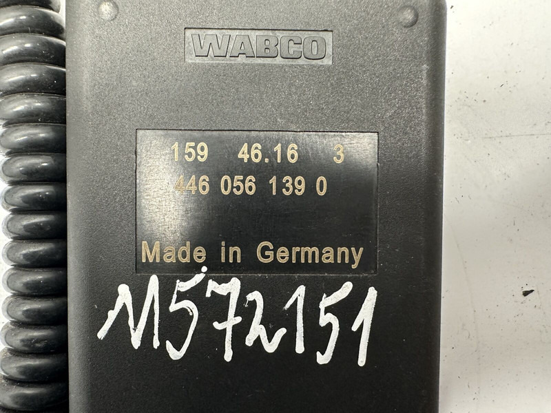 MAN suspension control unit - Suspension pour Camion: photos 3 MAN suspension control unit - Suspension pour Camion: photos 3