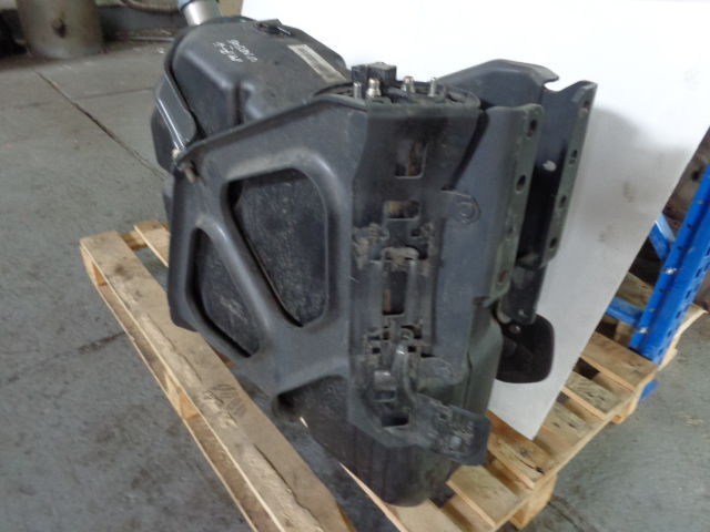 Mercedes-Benz ACTROS MP 4 - Système d'échappement pour Camion: photos 4 Mercedes-Benz ACTROS MP 4 - Système d'échappement pour Camion: photos 4